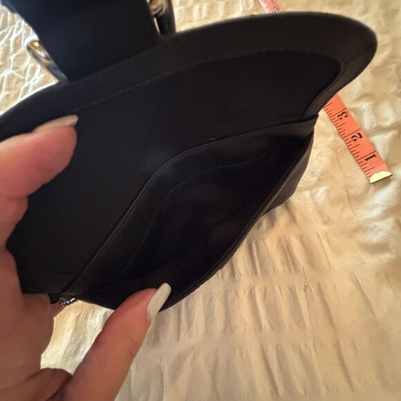 VINTAGE Authentic Y2K COACHLeather Buckle Flap Zip Wristlet Wallet - Picture 4 of 4